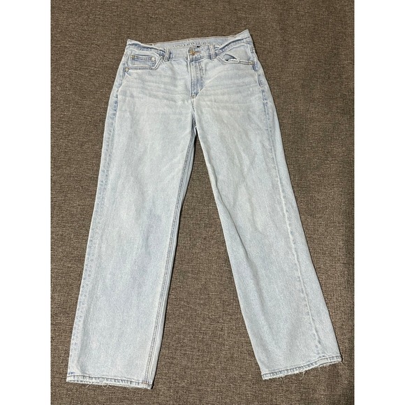American Eagle Denim - American Eagle Women's 8 Short Jeans Light Wash High Rise Straight Leg Stretch